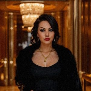 Meet your Posher, Jessiey